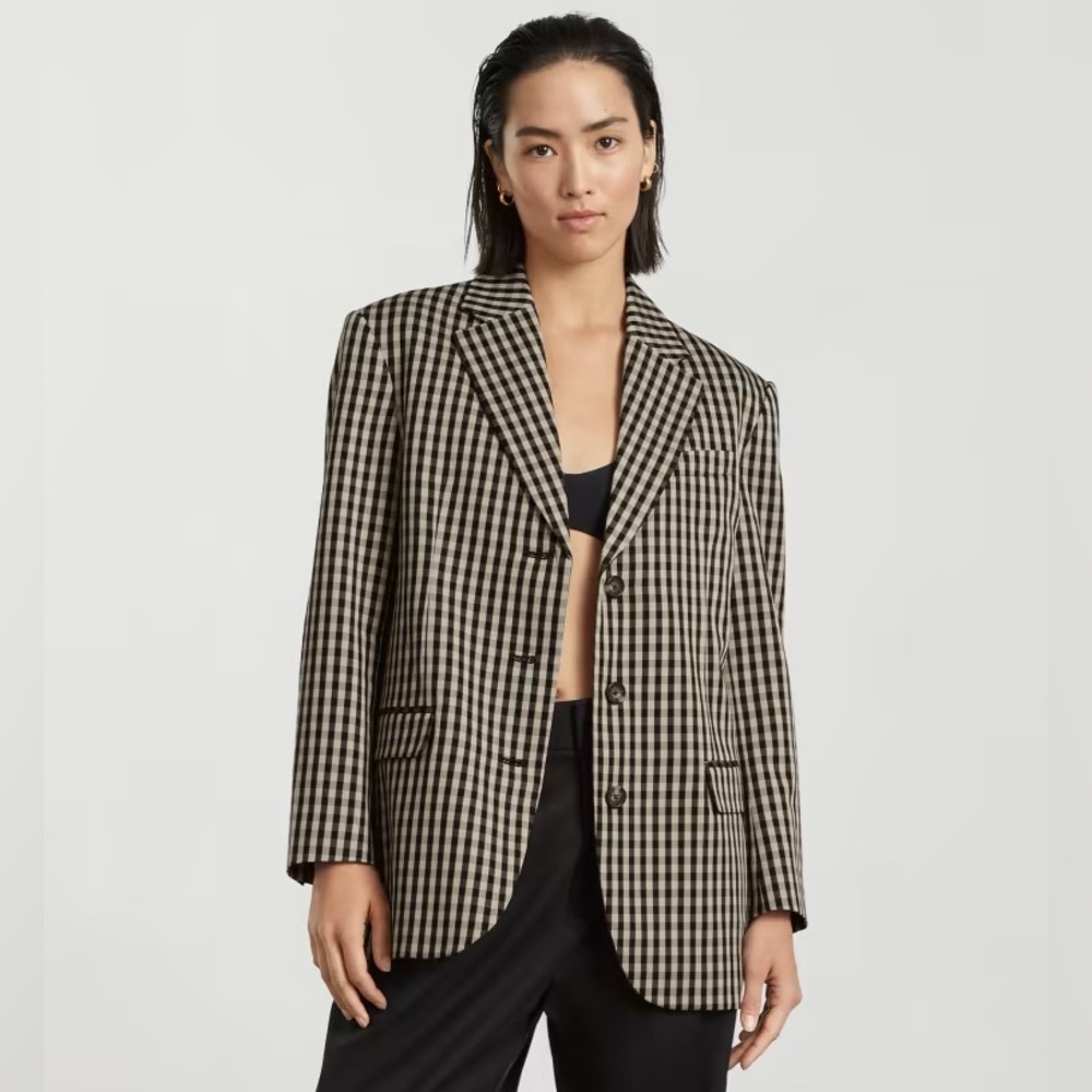 BRAND NEW. Everlane. 80s blazer. New with tag. Oversize / Runs large.